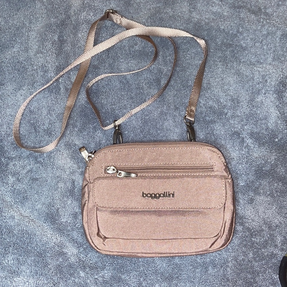 Baggallini Modern Everywhere Mini Crossbody Bag